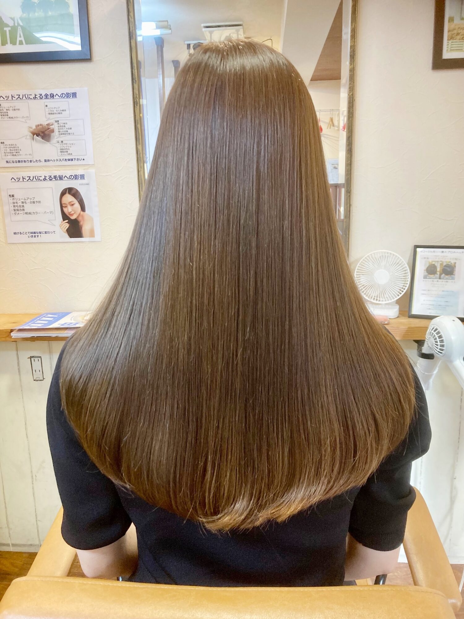 30代女性のハイダメージ毛に縮毛矯正をした艶髪ストレート